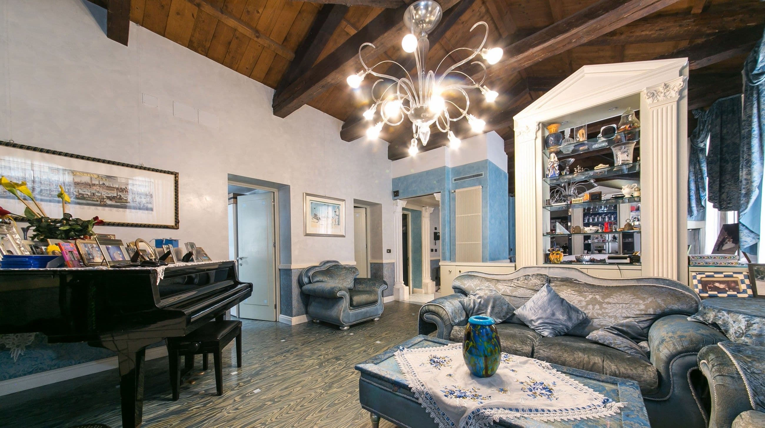 ELEGANTE PALAZZO A VENEZIA