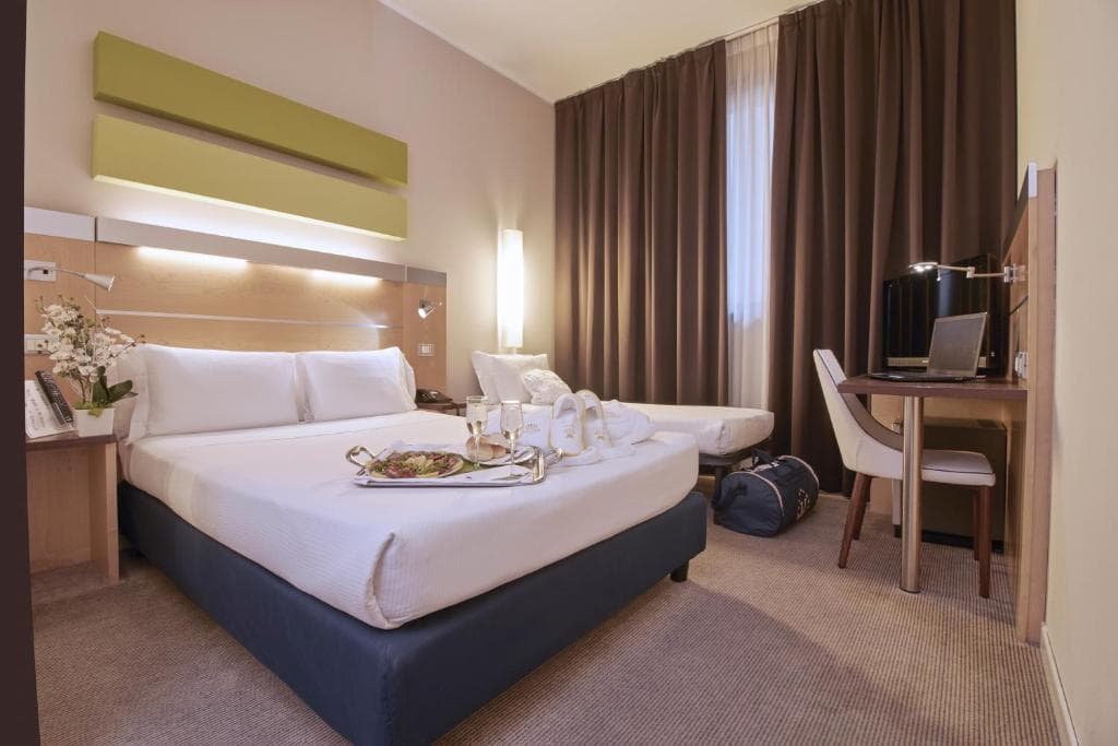 4* HOTEL A MILANO - Image 8