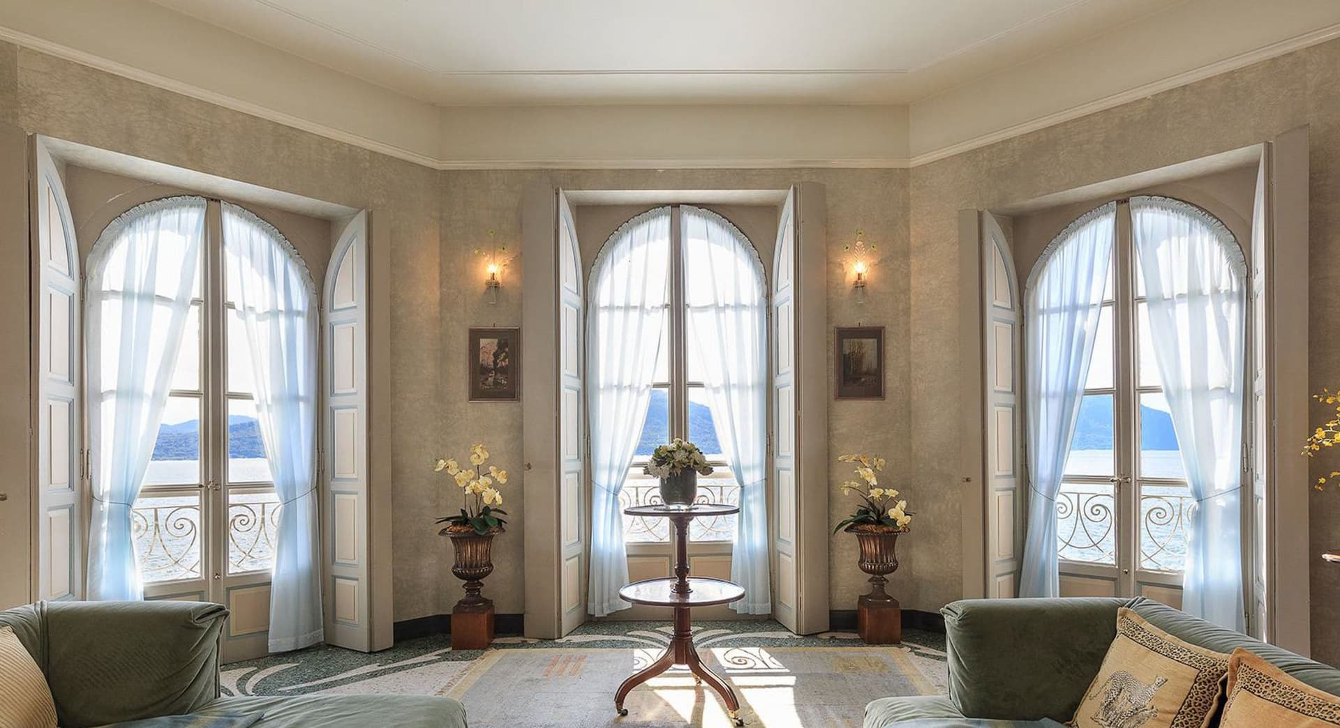 INCANTEVOLE VILLA SUL LAGO MAGGIORE - Image 9