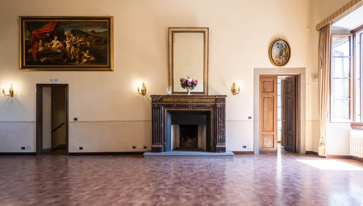 SFARZOSO CASTELLO DEL XIV SECOLO - Image 8