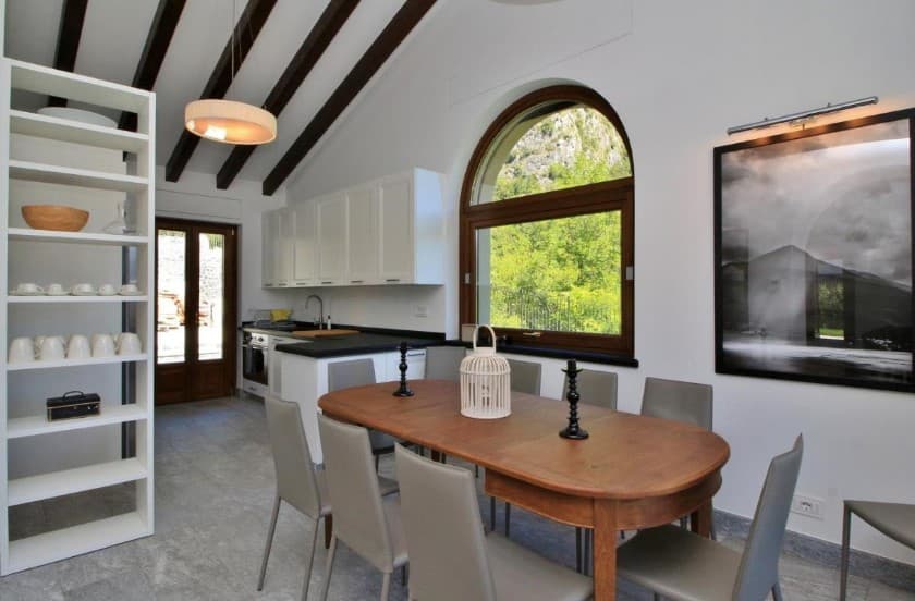 LUSSUOSA VILLA SUL LAGO DI COMO - Image 12