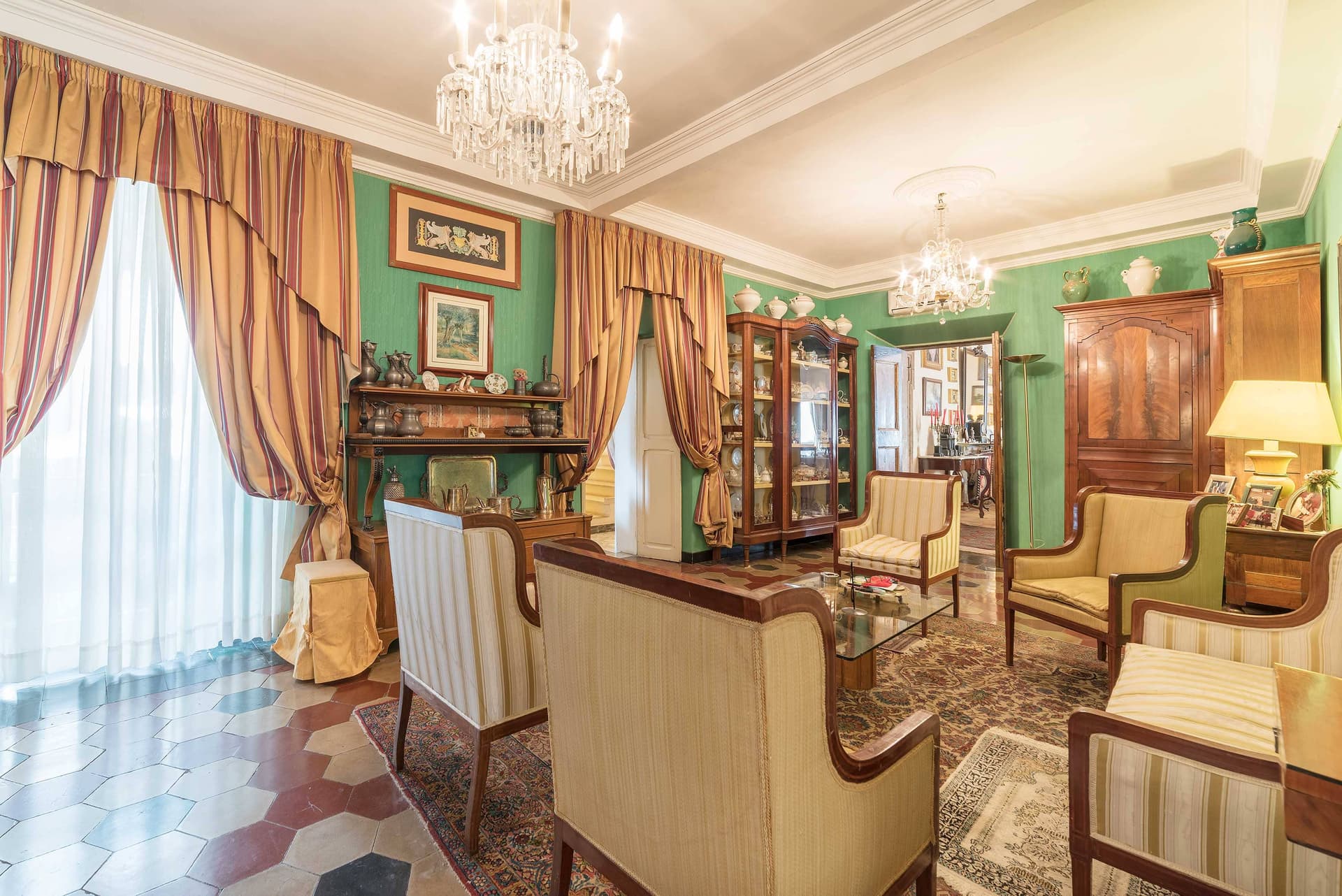 HISTORIC ESTATE - Image 3