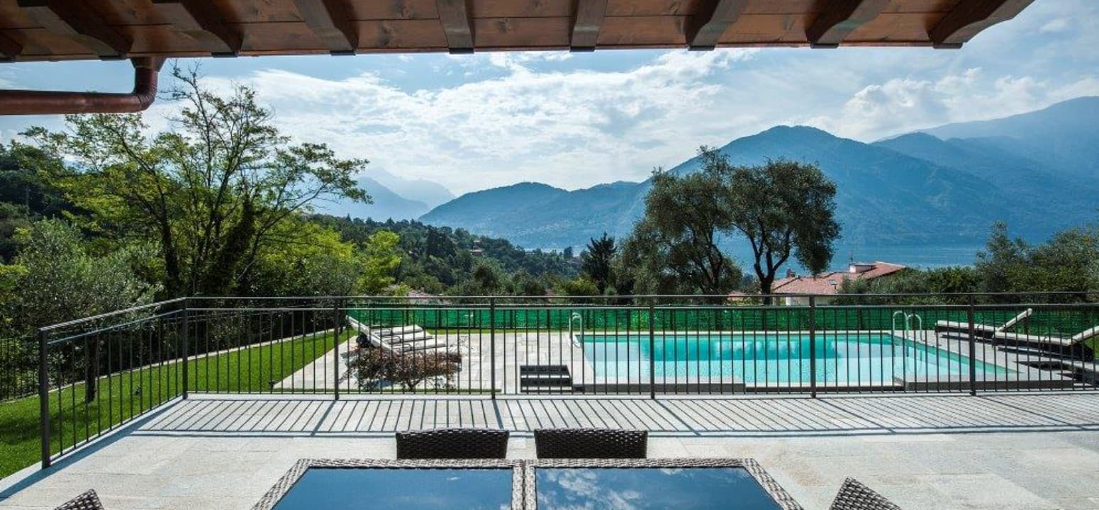 LUSSUOSA VILLA SUL LAGO DI COMO - Image 3