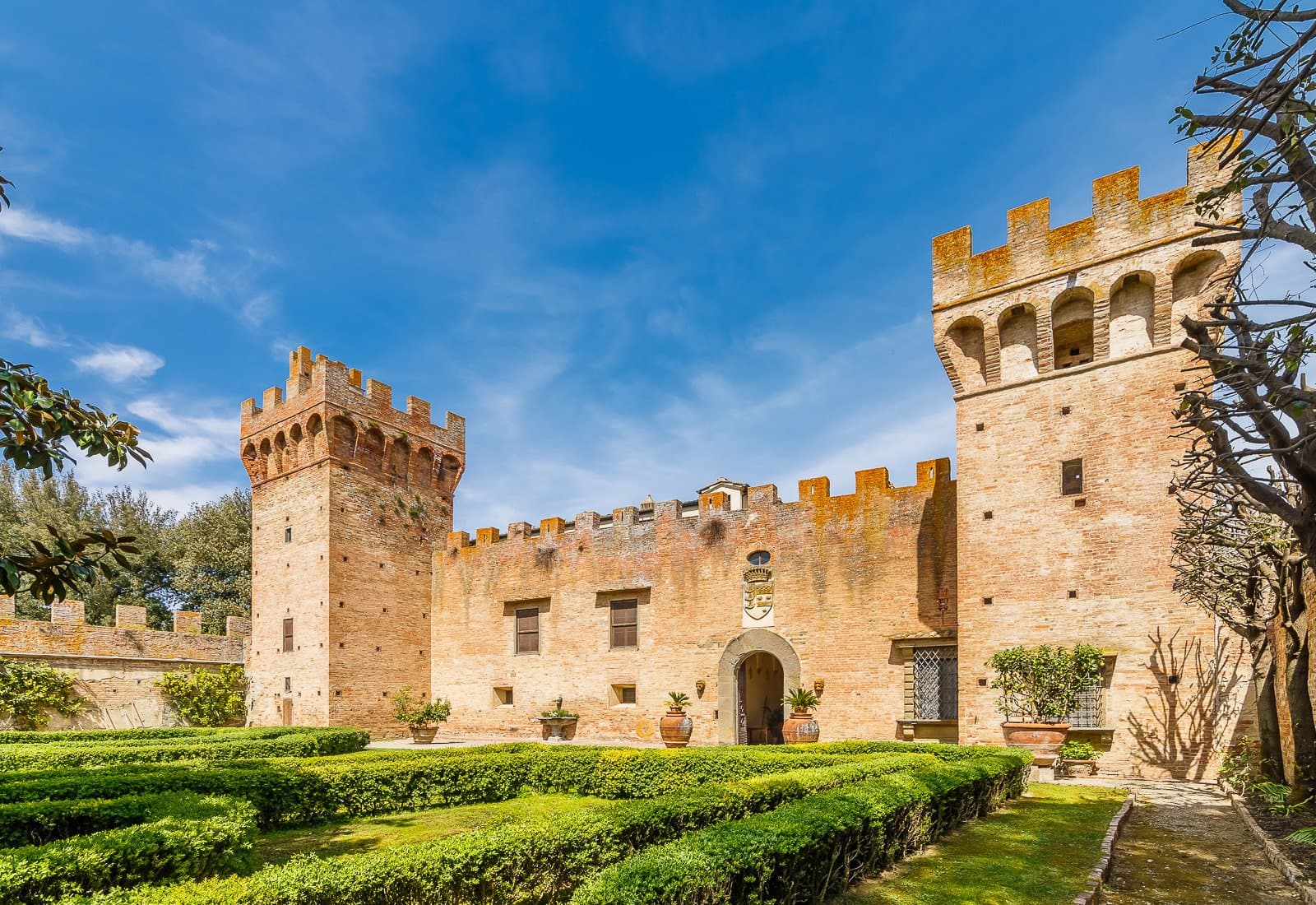 CASTLE IN VENETO - Image 1