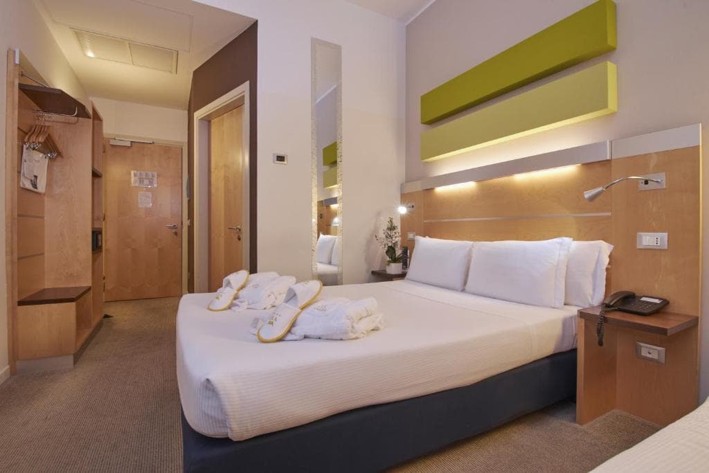 4* HOTEL A MILANO - Image 9