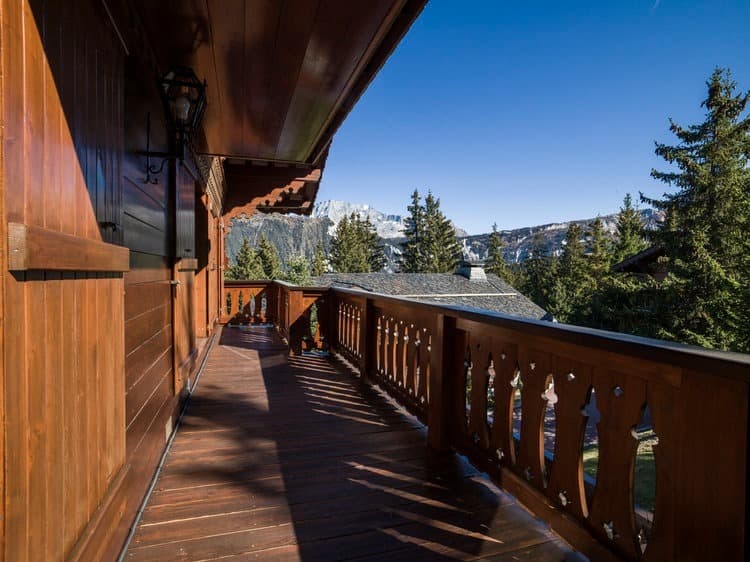 MAGNIFICO CHALET - image 2