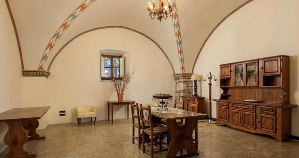 SFARZOSO CASTELLO DEL XIV SECOLO - Image 11