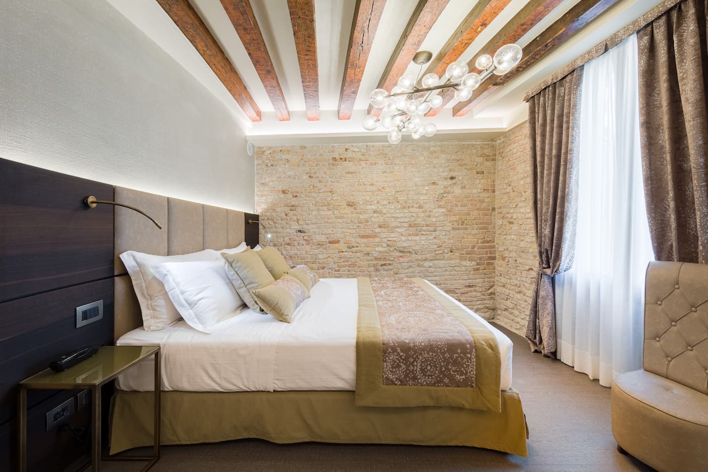 VENICE 4* HOTEL - Image 10