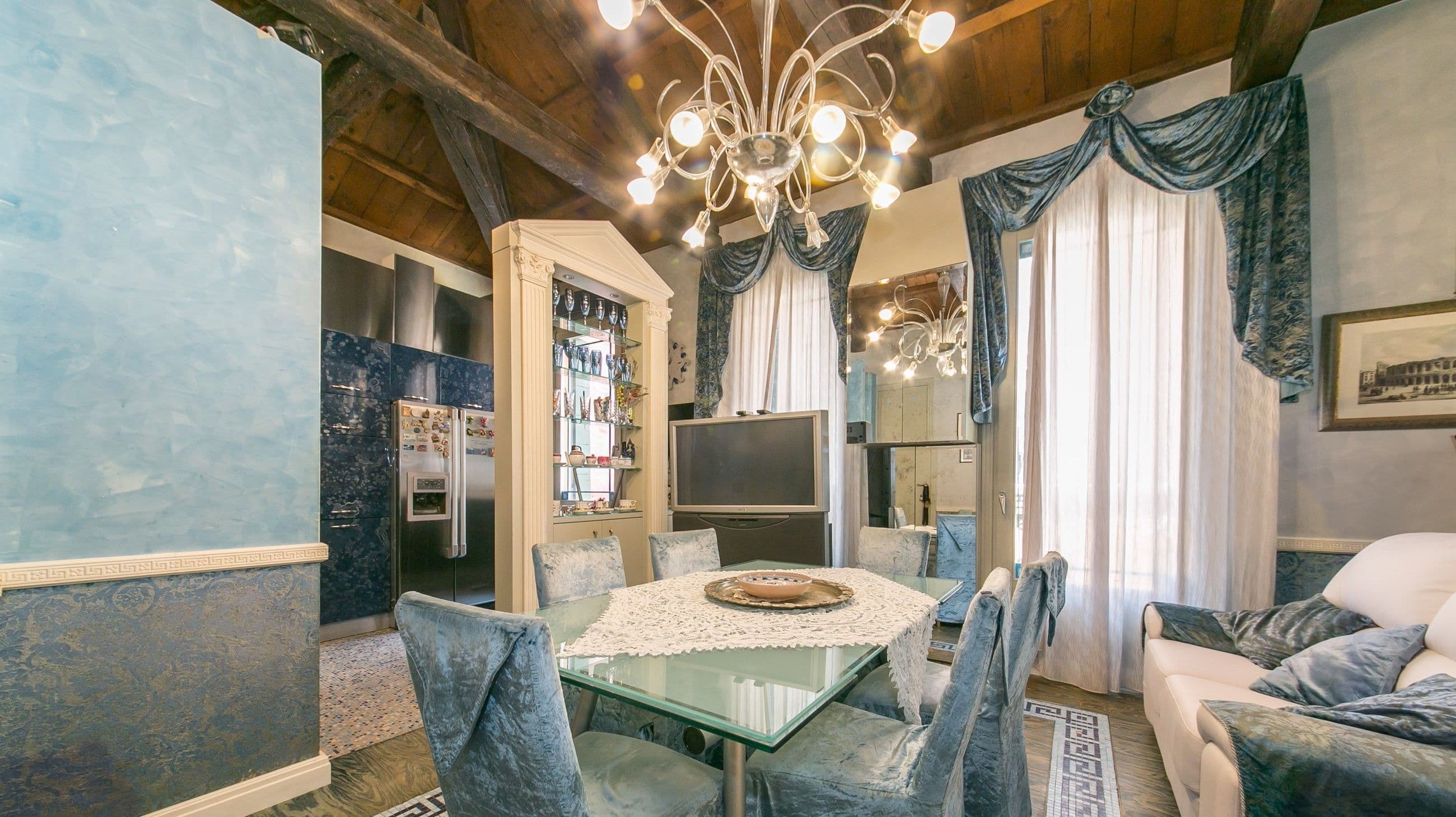 ELEGANTE PALAZZO A VENEZIA - image 4